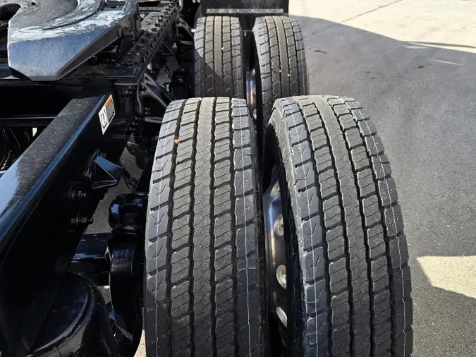 2026 Kenworth T680619f357d9a2ee7f8283141e419fac185