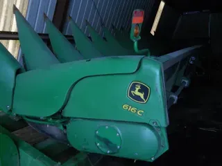 2012 John Deere 616C