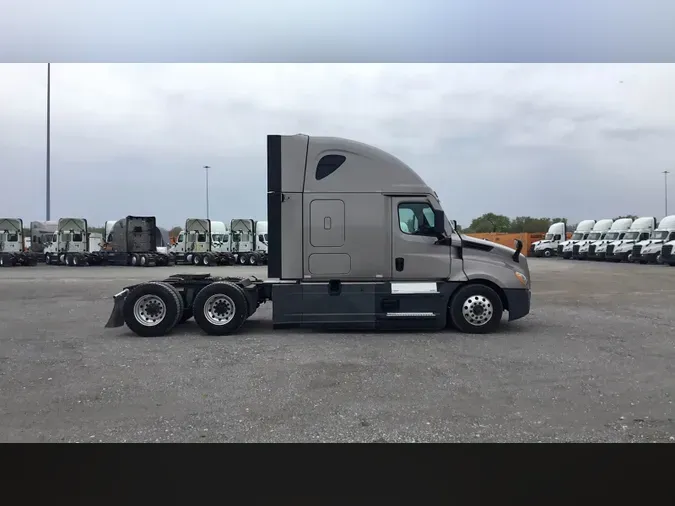 2021 Freightliner Cascadia