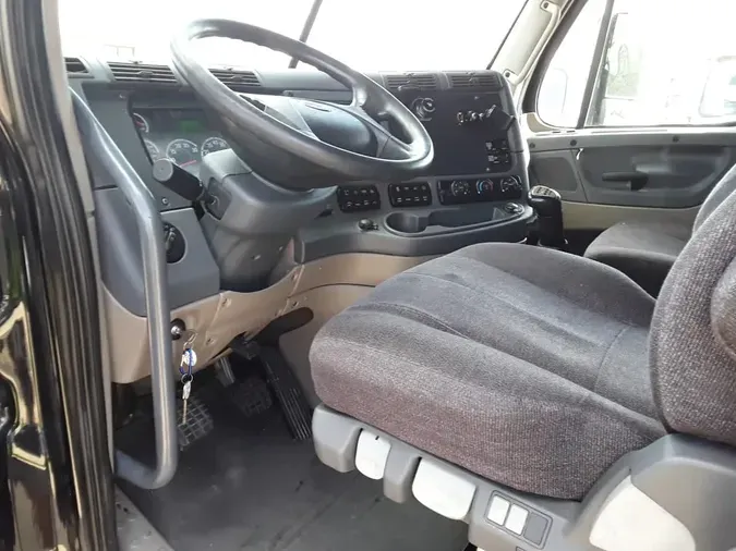 2019 FREIGHTLINER CASCADIA 125