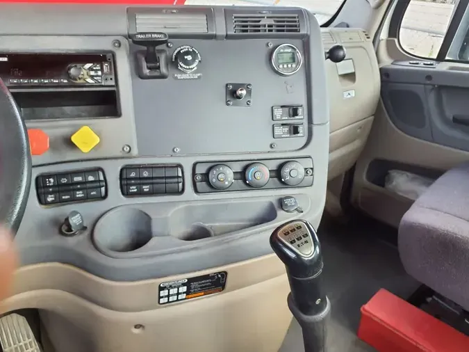 2019 FREIGHTLINER/MERCEDES CASCADIA 125