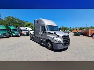 2023 Freightliner Cascadia 126