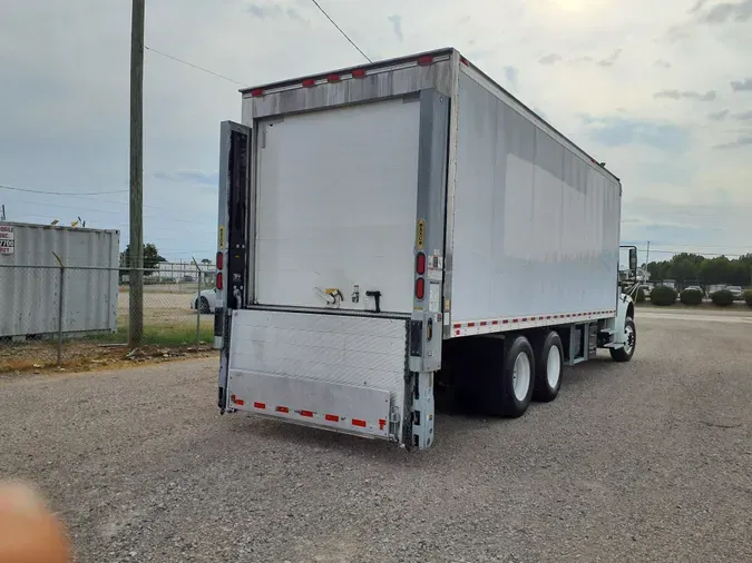 2018 FREIGHTLINER/MERCEDES M2 106