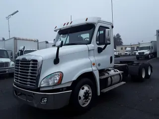 2016 FREIGHTLINER/MERCEDES CASCADIA 125