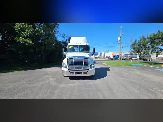 2020 FREIGHTLINER/MERCEDES CASCADIA 125