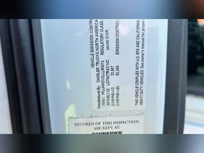 2020 Freightliner Cascadia 126