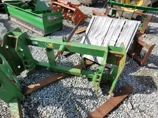 2018 Frontier AP13 PALLET FORKS