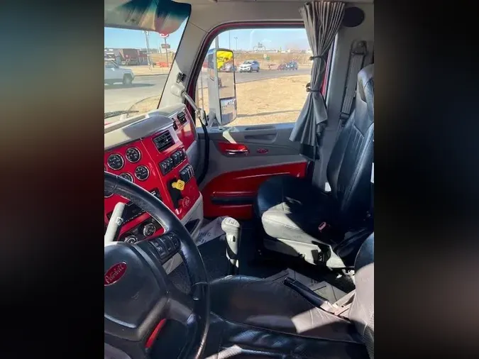 2021 Peterbilt 579