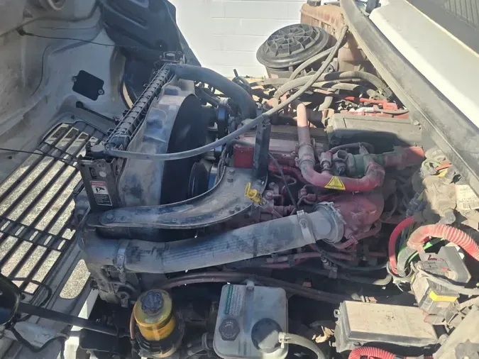 2018 FREIGHTLINER/MERCEDES M2 106