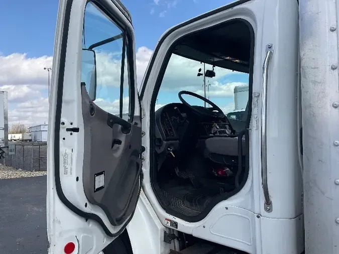 2018 Freightliner M2