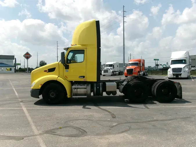 2020 Peterbilt 579
