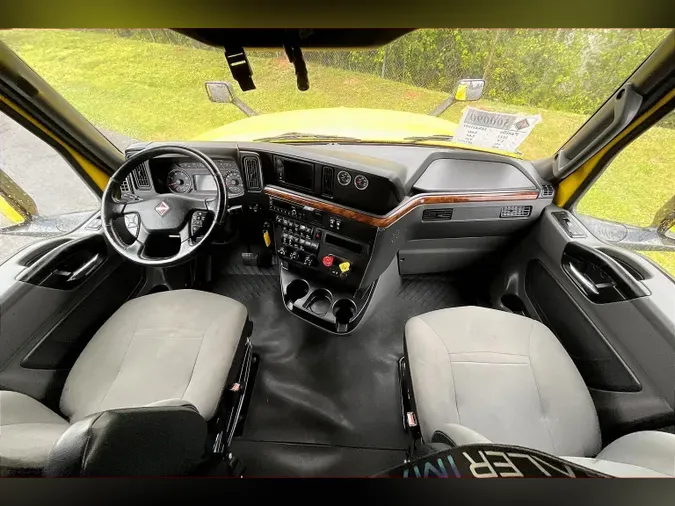 2021 INT LT625 6x4