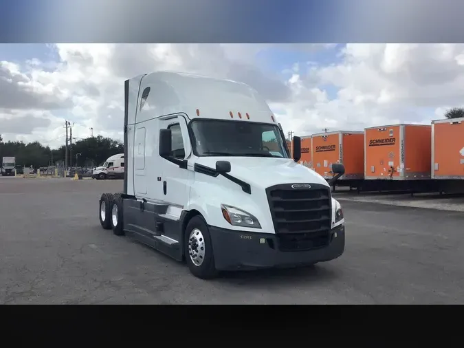 2023 Freightliner Cascadia 12661bf4a62cb15beafc2b717f0c811cd3e