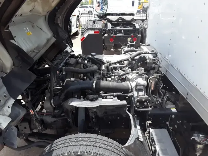 2019 ISUZU NPR HD