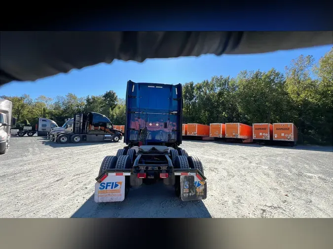2022 International LT625