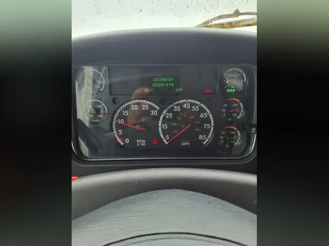 2020 FREIGHTLINER/MERCEDES M2 106