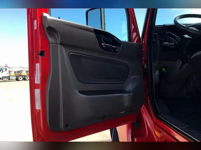 2023 INT LT625 6X461c692de12639fcf4520c005a9114efb