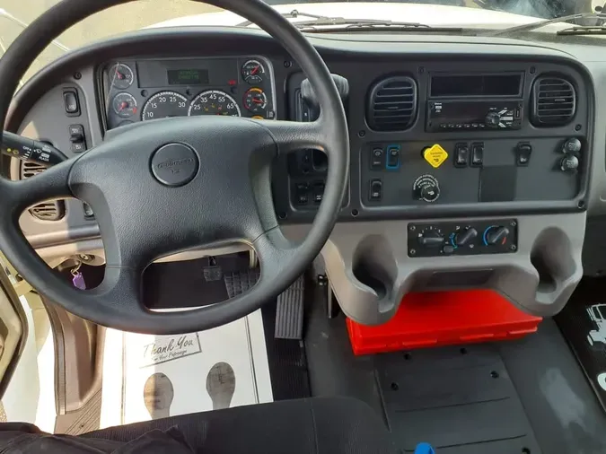 2019 FREIGHTLINER M2 10661c9dbf5ab3442dad029073e191204e6