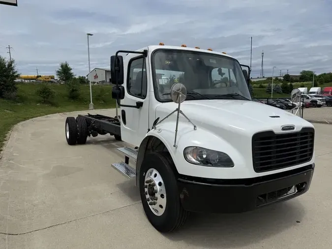 2022 Freightliner BUSINESS CLASS M2 10661ca85116baf8ea3e44e4039d9dc03da