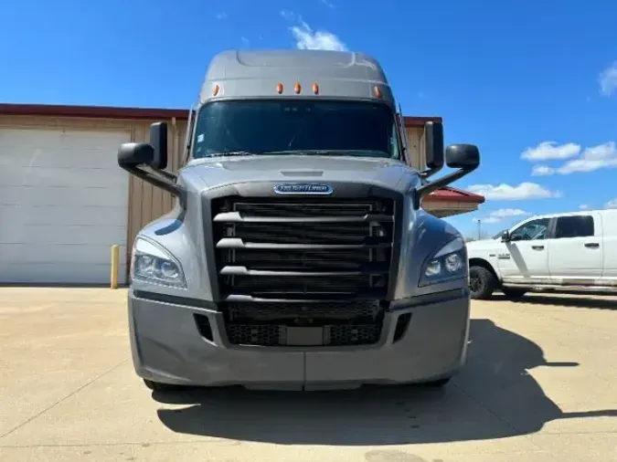 2022 Freightliner New Cascadia 126