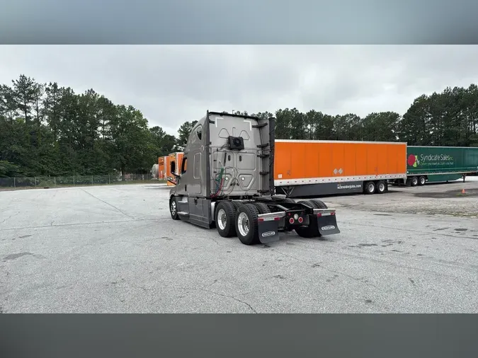 2021 Freightliner Cascadia