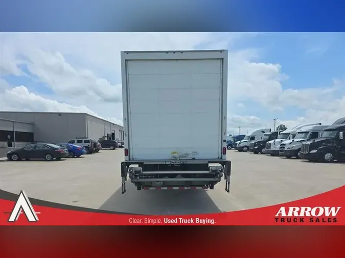 2019 FREIGHTLINER M2-106