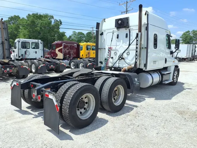 2019 FREIGHTLINER/MERCEDES CASCADIA 125