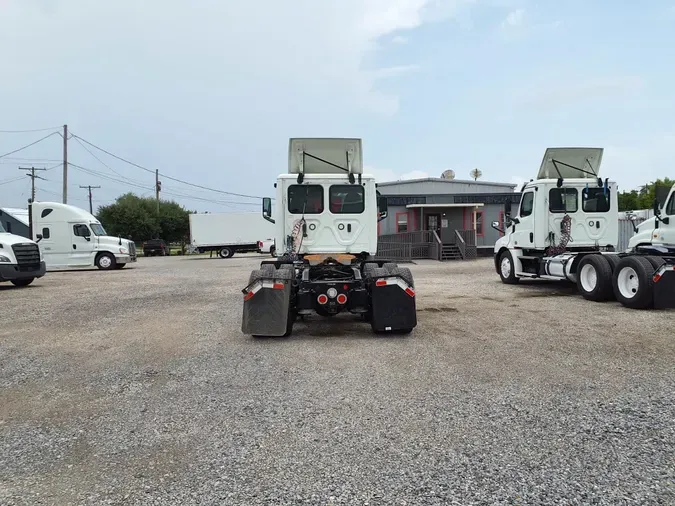 2020 FREIGHTLINER NEW CASCADIA PX12664