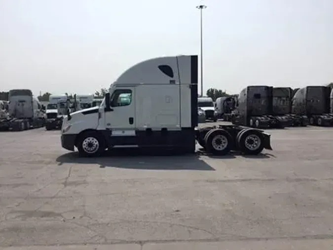 2021 Freightliner Cascadia