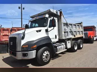 2014 CATERPILLAR CT660S