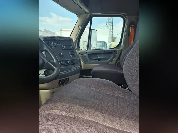 2018 FREIGHTLINER CASCADIA 125