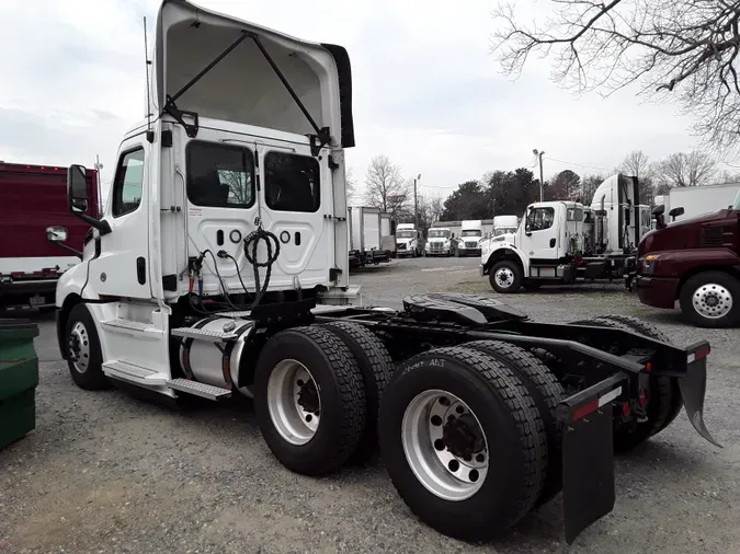 2019 FREIGHTLINER/MERCEDES NEW CASCADIA PX12664