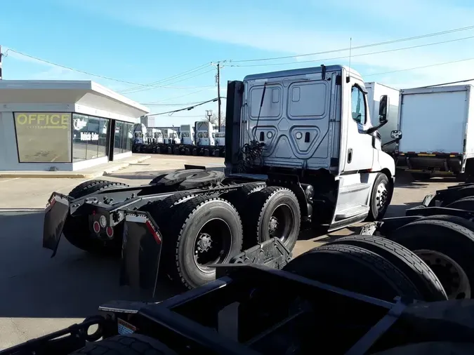 2019 FREIGHTLINER/MERCEDES NEW CASCADIA PX12664