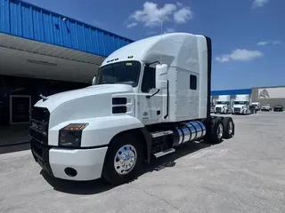 2019 MACK AN64T70