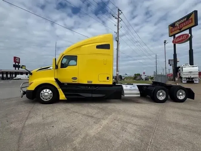 2023 Kenworth T680