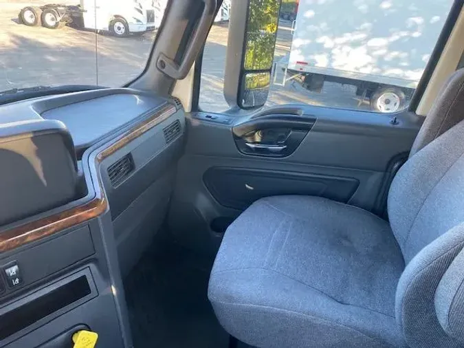 2019 International LT625