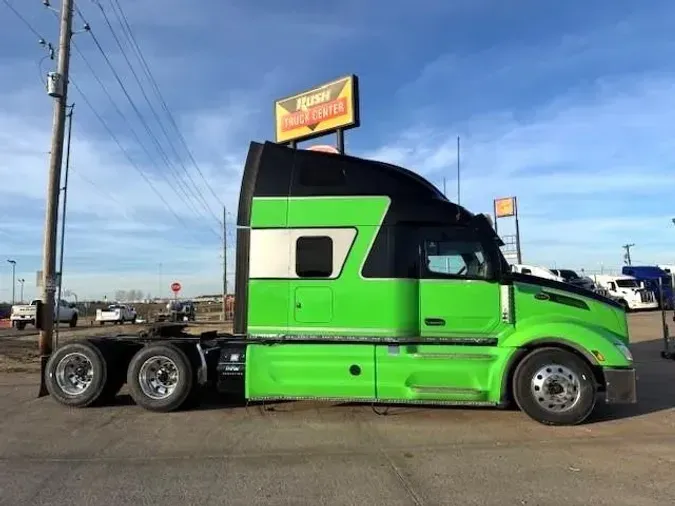 2022 Peterbilt 579