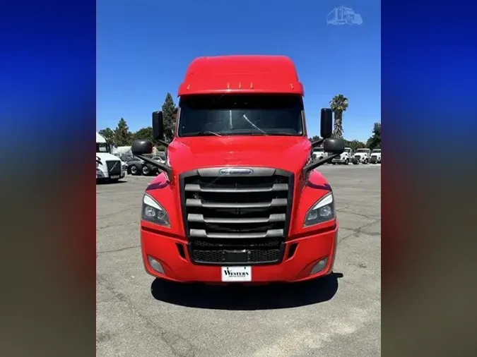 2021 FREIGHTLINER CASCADIA 126