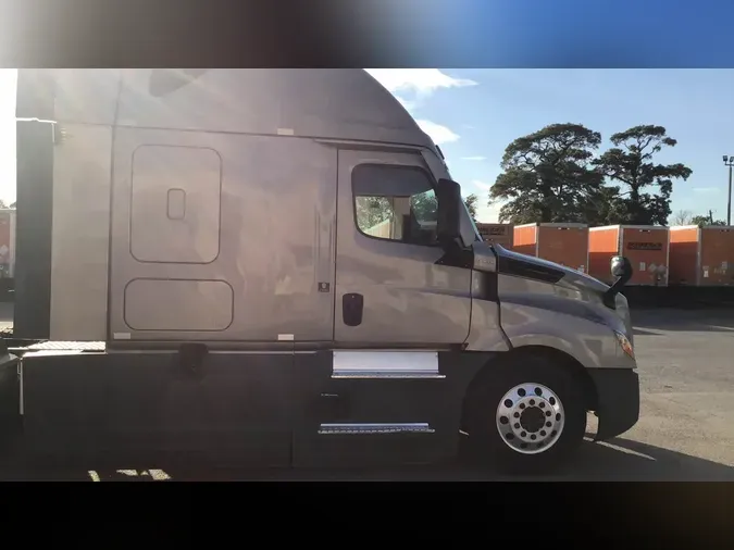 2025 Freightliner Cascadia 12661f659a87158a94d39c0e8753828777c
