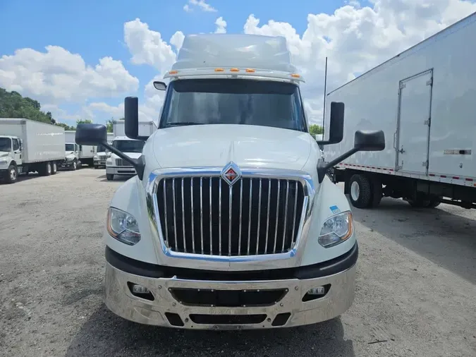 2020 NAVISTAR INTERNATIONAL LT625 SLPR CAB