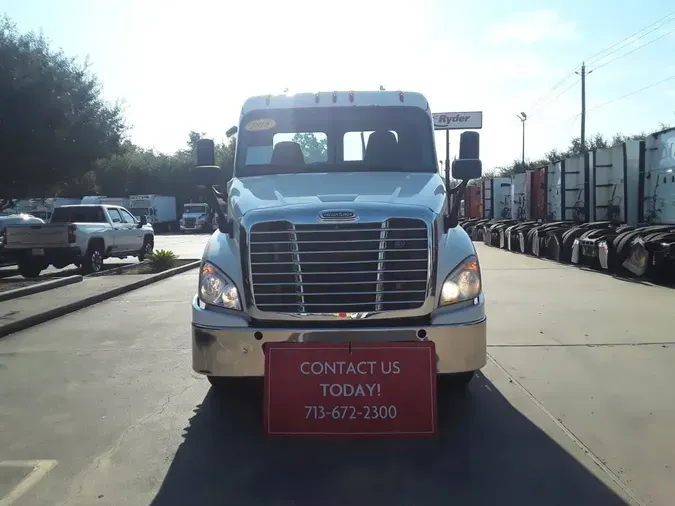2018 FREIGHTLINER/MERCEDES CASCADIA 125