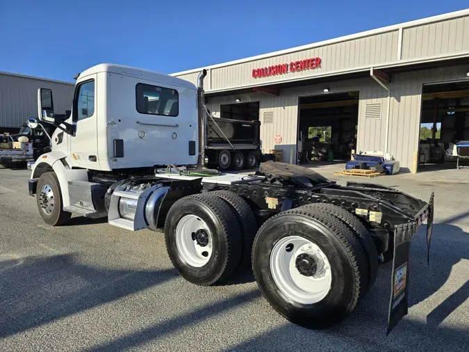 2020 Peterbilt 567