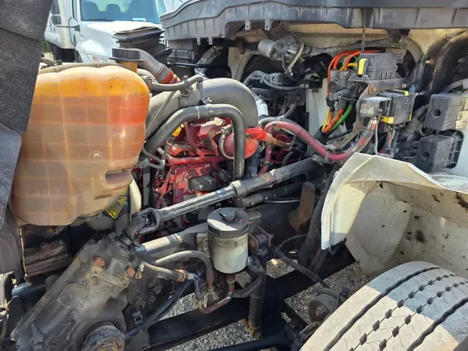2018 NAVISTAR INTERNATIONAL 4300 SBA