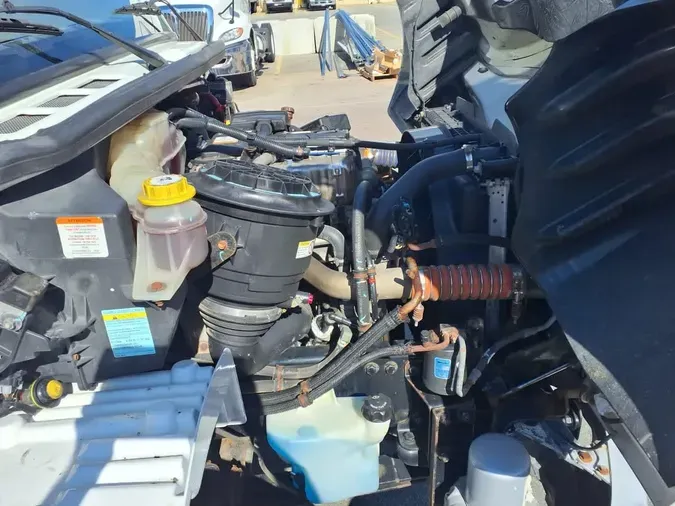 2020 FREIGHTLINER/MERCEDES M2 106