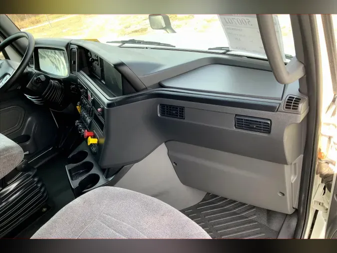 2021 INT LT625 6x4