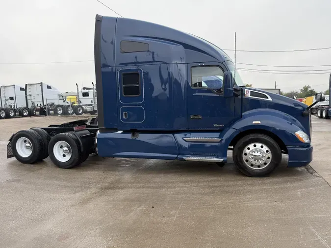 2022 Kenworth T680