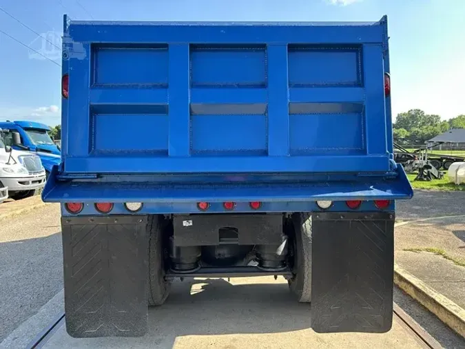 2015 FREIGHTLINER BUSINESS CLASS M2 112