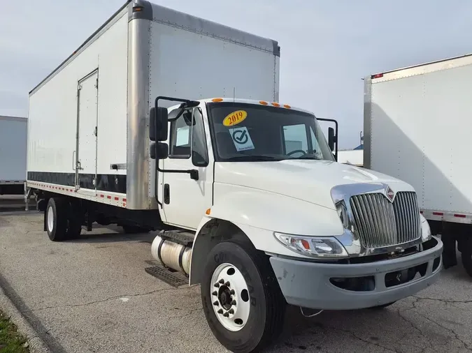 2019 NAVISTAR INTERNATIONAL 4300