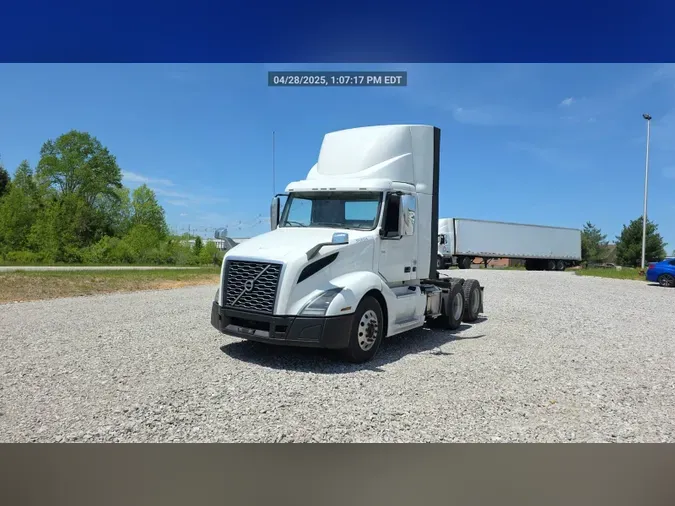 2018 Volvo VNL300