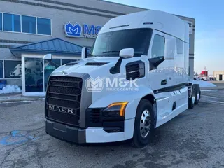 2026 MACK Pioneer 64" Mid Roof Sle